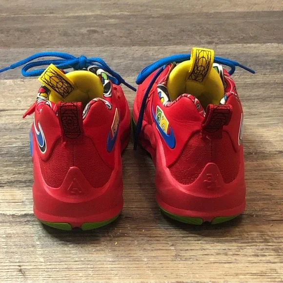 Uno x Nike Zoom Freak 3 Photo Red basketball - Size 6Y EUC worn once - Picture 6 of 10